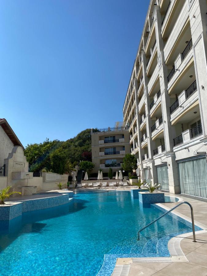 Private Apartments By The Sea With A Large Terrace In Apart Hotel! Pomorie Exterior foto