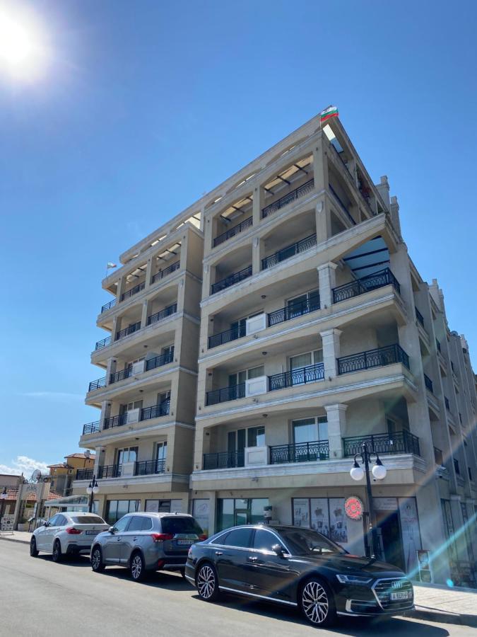 Private Apartments By The Sea With A Large Terrace In Apart Hotel! Pomorie Exterior foto