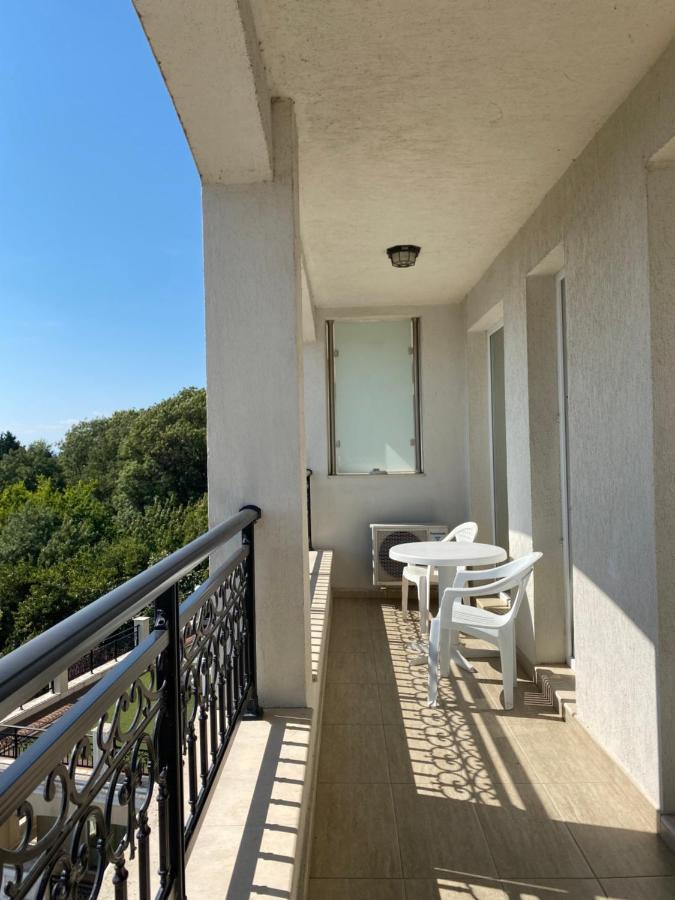 Private Apartments By The Sea With A Large Terrace In Apart Hotel! Pomorie Exterior foto