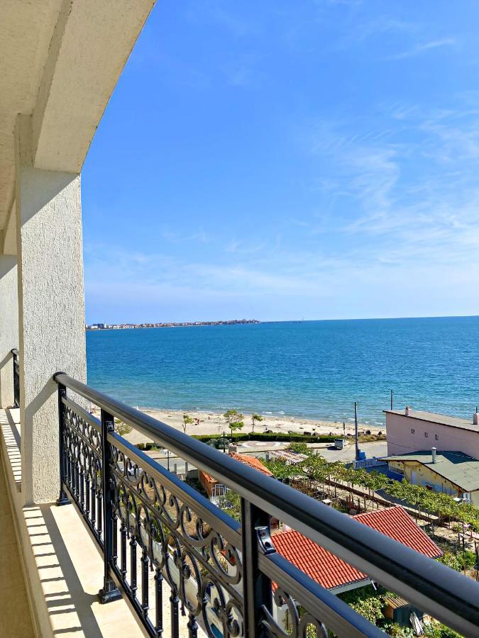 Private Apartments By The Sea With A Large Terrace In Apart Hotel! Pomorie Exterior foto